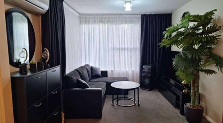 Modern, Easy-Care Living in the Heart of Kaiapoi - Photo 2