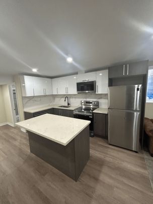 For Lease - 47 MULGRAVE Street, Whitby, Ontario - Photo 1