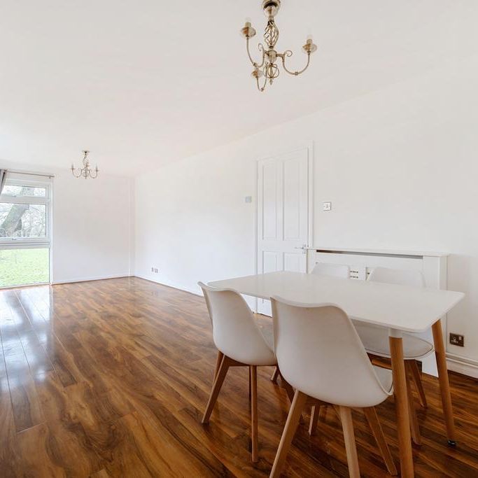 2 bedroom maisonette to rent - Photo 1