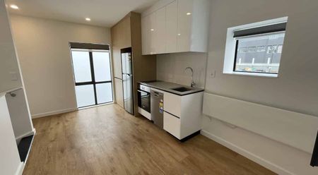 Central City living at it's best - Photo 2