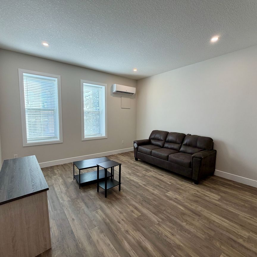 For Lease - 537 Talbot Street Unit# 7, St. Thomas, Ontario - Photo 1