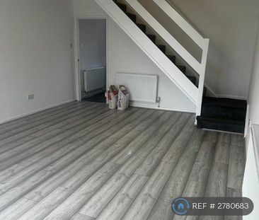 2 bedroom end of terrace house to rent - Photo 1