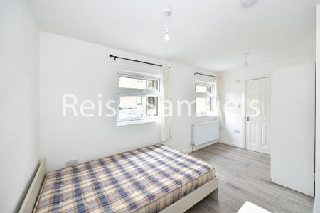 5 bedroom terraced house to rent - Photo 2