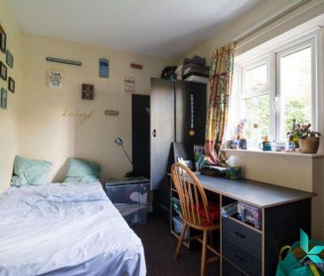 5 bedroom semi-detached house to rent - Photo 1