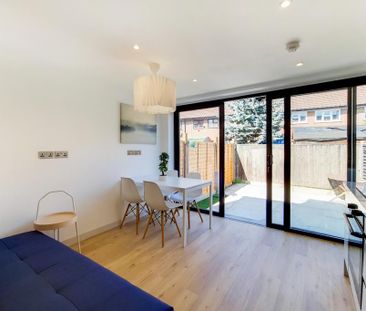 1 bedroom in a house share to rent - Photo 1