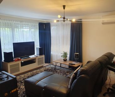 Nunawading - Photo 1