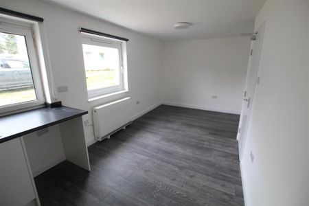 3 bedroom house to rent - Photo 2