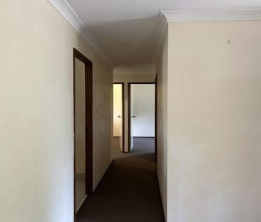 Tidy Three Bedroom in Oxley Vale - Photo 3