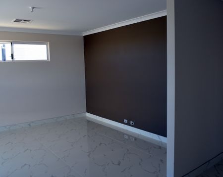 52 Villatella Gardens, Piara Waters, WA 6112 - Photo 3