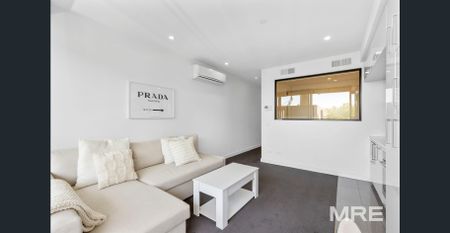 Boutique lifestyle in Hudson, Hawthorn - Photo 3