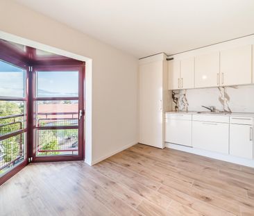 Luxuriöse 4.5-Zimmer-Wohnung für Familien in Toplage mit Ausblick, ... - Photo 6