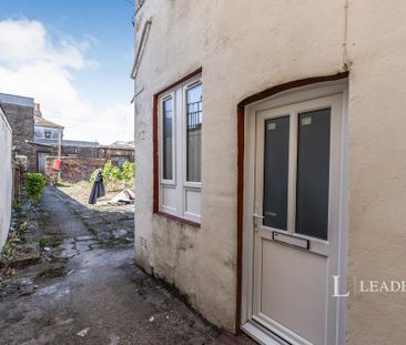 Studio to rent - Photo 6