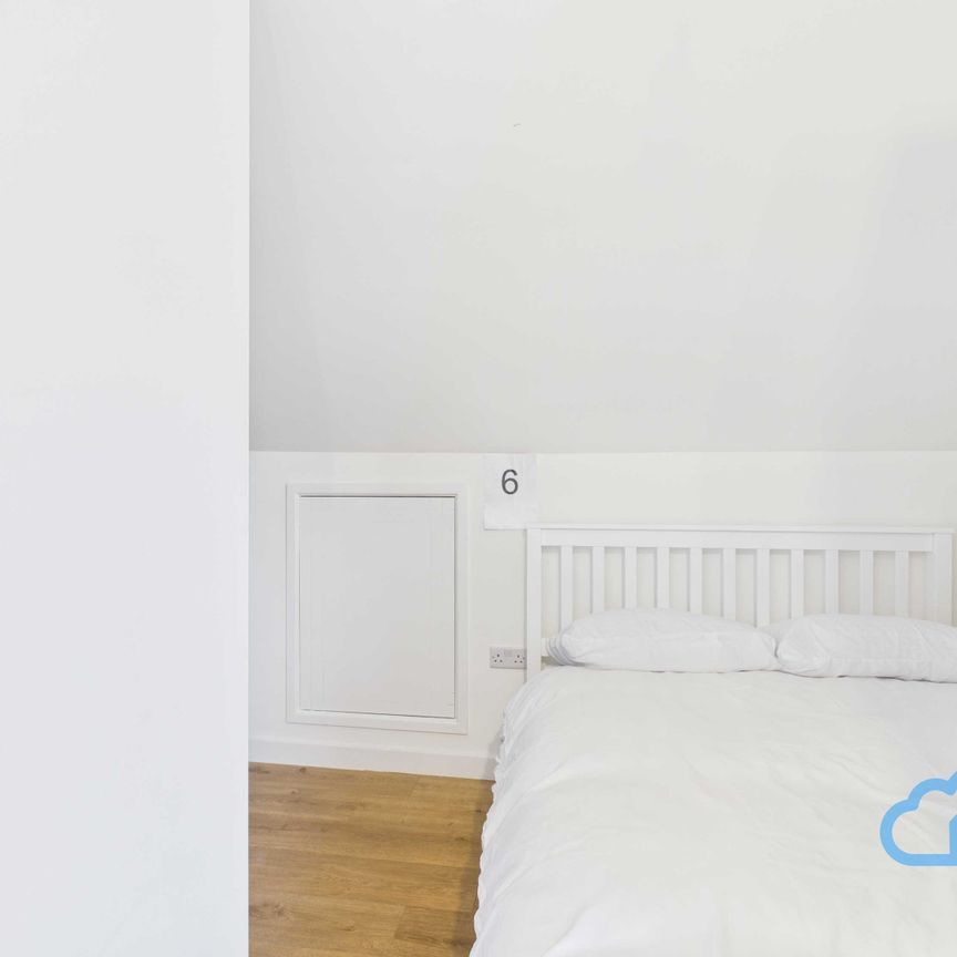 RM6 Well Hall Road | Eltham | London | SE9 6SF - Photo 1