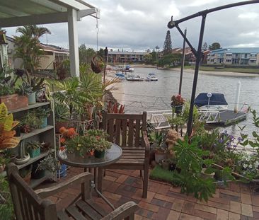 Mermaid Waters - Photo 1