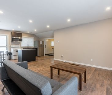 For Lease - 651 16th Avenue, Richmond Hill, Ontario - Photo 6