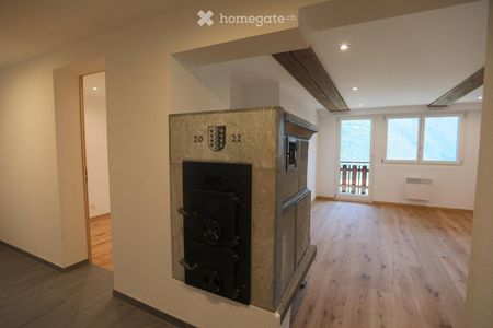 Renovierte Wohnung inkl. grossem Keller im sonnigen Hohtenn - Photo 2
