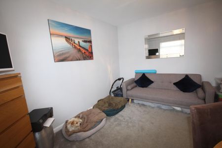 2 bedroom bungalow to rent - Photo 3