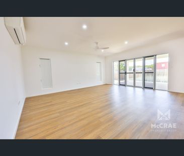 14 Cowrie Street, Bowen, Qld 4805 - Photo 6