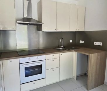 Location Appartement 2 pièces 46 m2 à Pantin - Photo 3