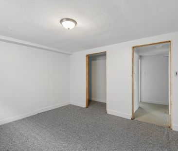 For Lease - 35 Twenty Fourth Street Unit# Lower, Toronto, Ontario - Photo 3