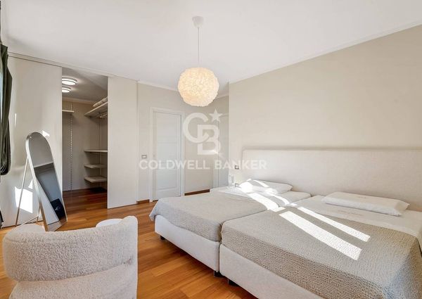 Via Murli, Pietrasanta, Tuscany 54038