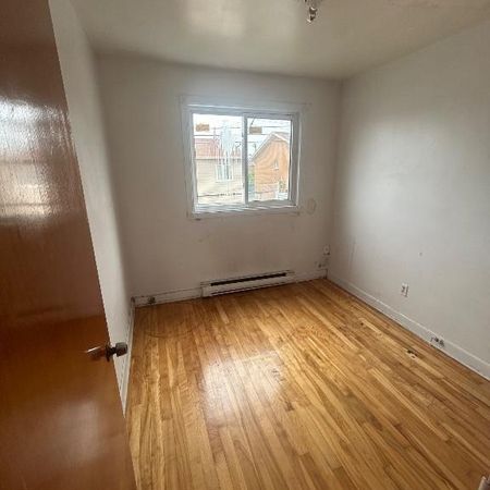 Haut duplex 5 1/2 a anjou - Photo 3