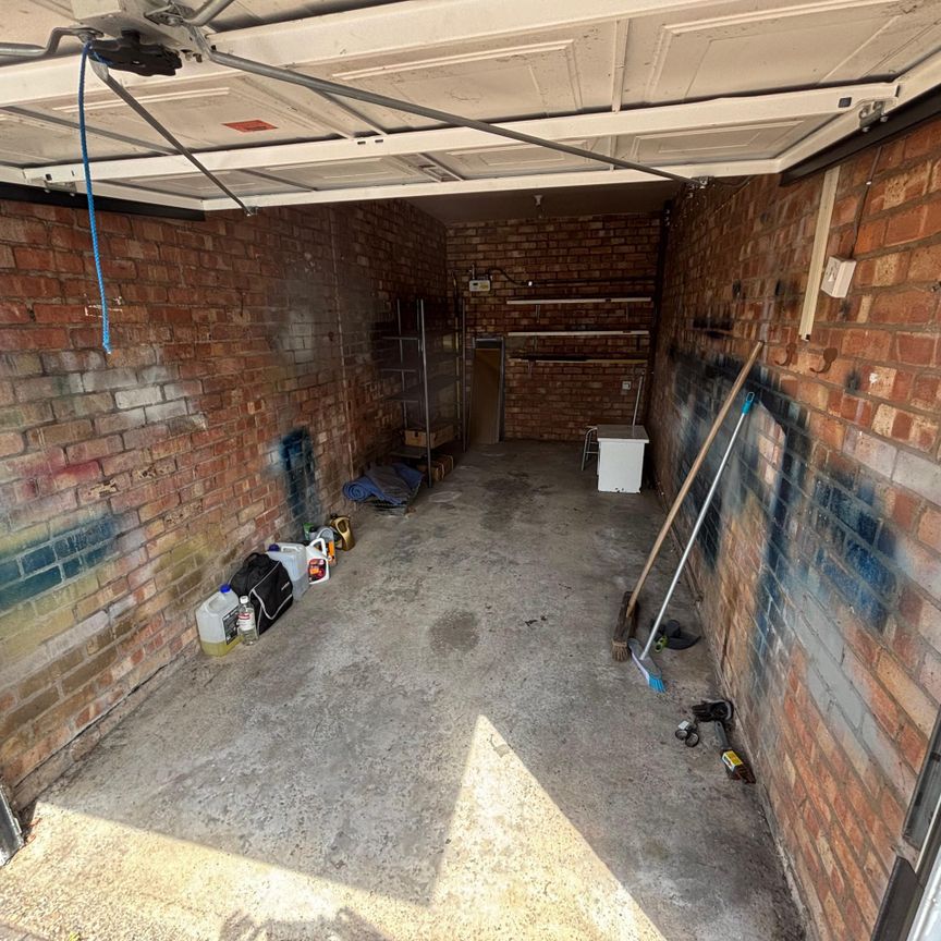 Esher Drive,Chyelesmore - Photo 1