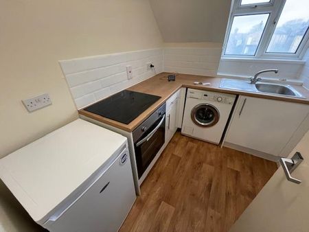 1 bedroom apartment to rent - Photo 2