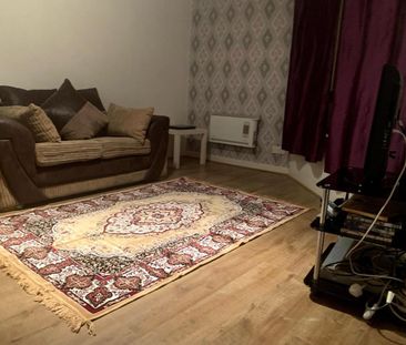 1 Bed Flat, Elderslie Street, G3 - Photo 3