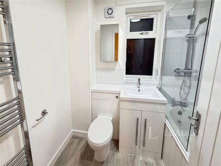 2 bedroom house to rent Waterways Drive, Oldbury, Warley, West Midlands, B69 - Photo 3