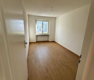 Rent a 4 ½ rooms apartment in Buchrain - Photo 5