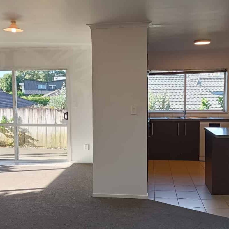 Executive home - Photo 1