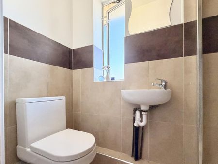 Studio to rent - Photo 3