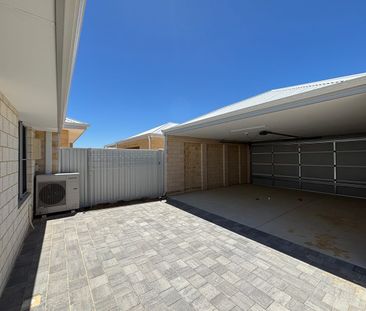 Welcome to your New Chateau in Alkimos! - Photo 6