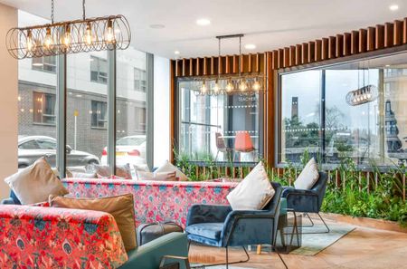 Smart Apartment - Photo 5