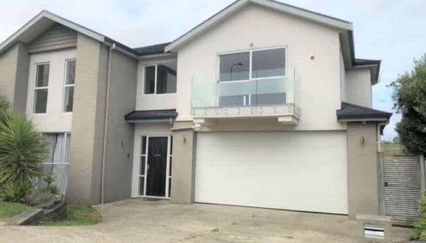 NOT TO BE MISSED! - Photo 1