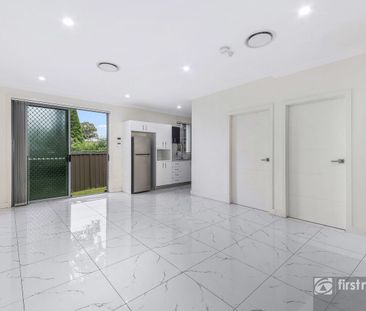 Modern Villa with 2 Carparks in Girraween School catchment! - Photo 6