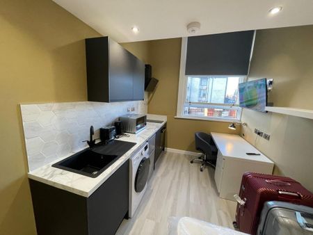 Studio to rent - Photo 3