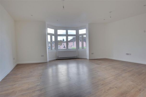 Whippendell Road - Photo 1