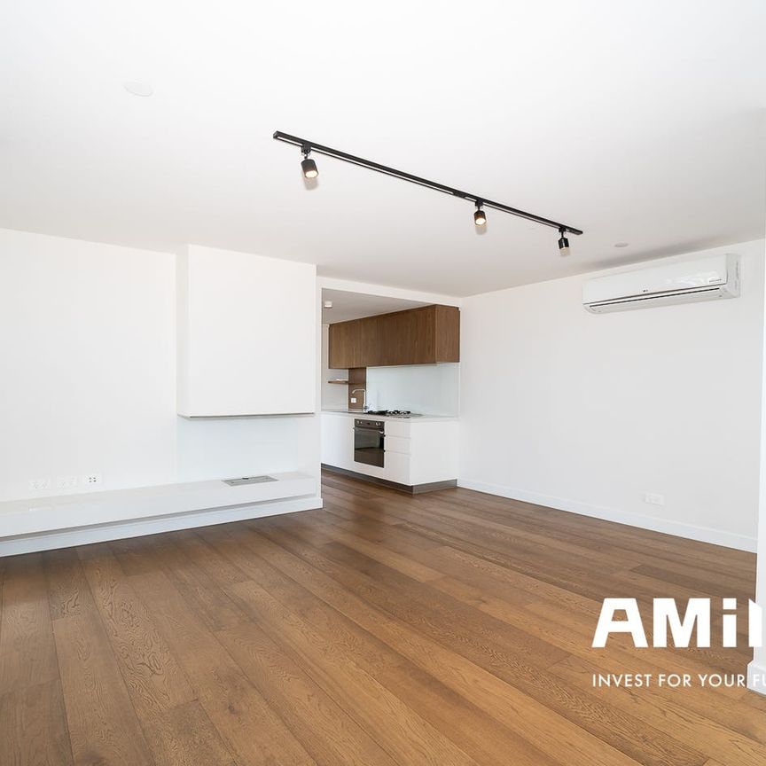 SOUTH YARRA STATION 2BED 2BATH 1 CARPARK SPACE - Photo 1