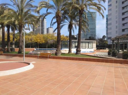 Barcelona - Photo 2