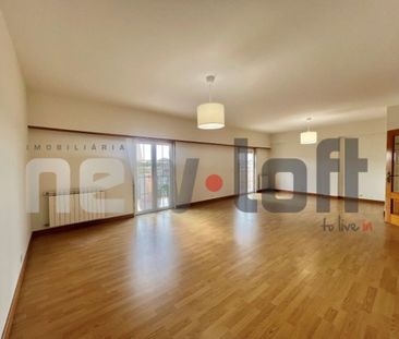 3 bedroom luxury Apartment for rent in Alapraia (Estoril), Cascais,... - Photo 5