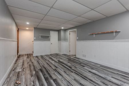 For Lease - 2458 Martin Court, Burlington, Ontario - Photo 4