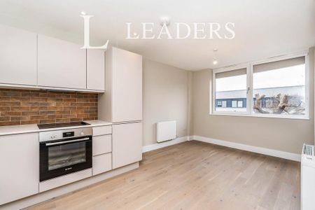 1 bedroom flat to rent - Photo 4