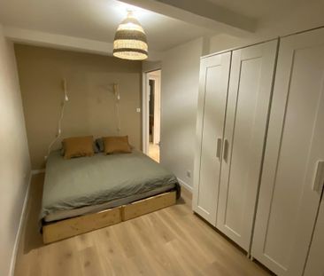 Appartement T2 moderne au 2ème étage - meublé - Photo 3
