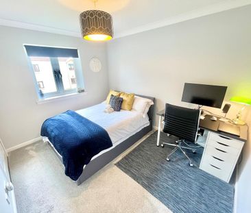 2 bedroom flat to rent - Photo 4