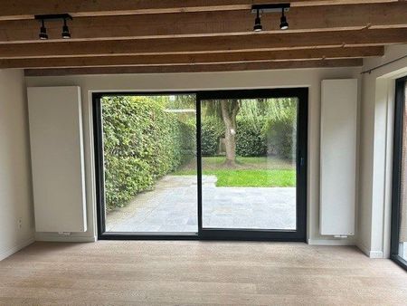 Ruime, gezellige woning met groene tuin op wandelafstand van het station van De Pinte - Foto 3