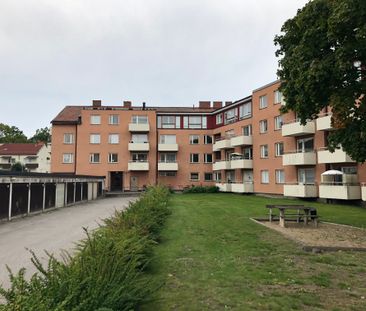 Östermalmsvägen, Finspång - Photo 1