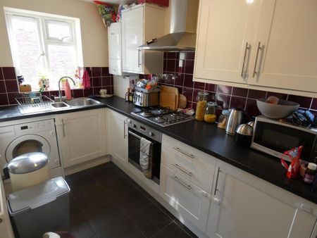 2 bedroom apartment to rent - Photo 5