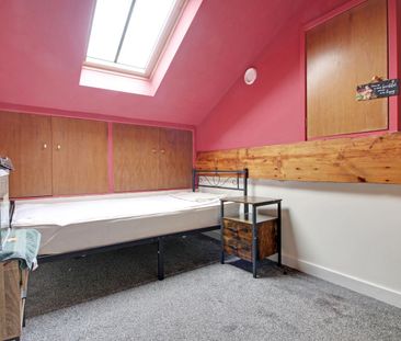 3 Bedroom - Photo 1